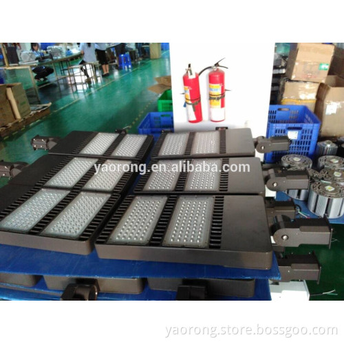 Yaorong factory ETL DLC CE 120lm/w Ultra slim led parking lot lighting with optional LENS